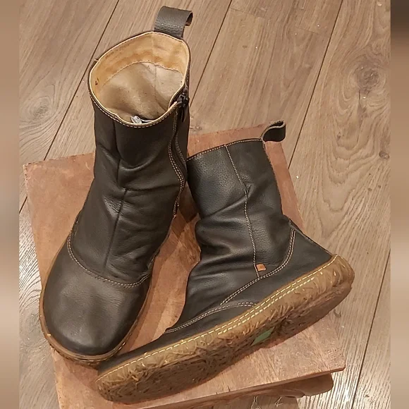 El Naturalista Shoes El Naturalista Nido Flat Booties Poshmark